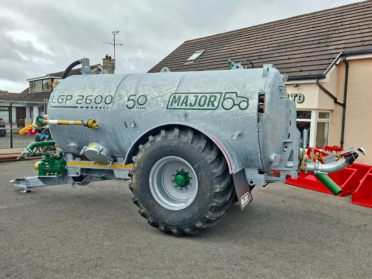 NEW MAJOR 2600 LGP TANKER - Image 4