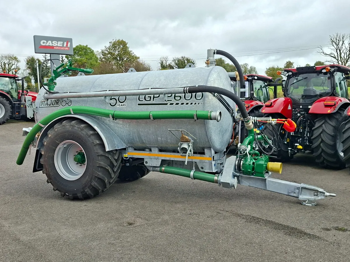 NEW MAJOR 2600 LGP TANKER - Image 2