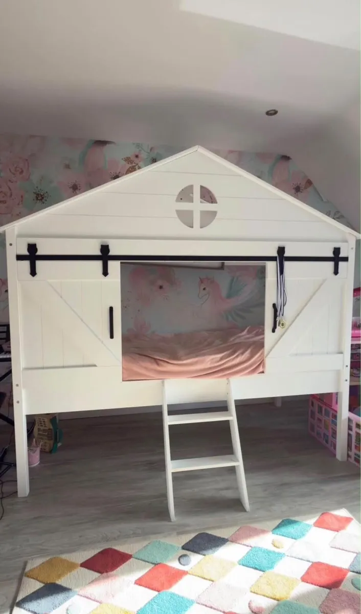 Children's Barn Style Bed - Image 2