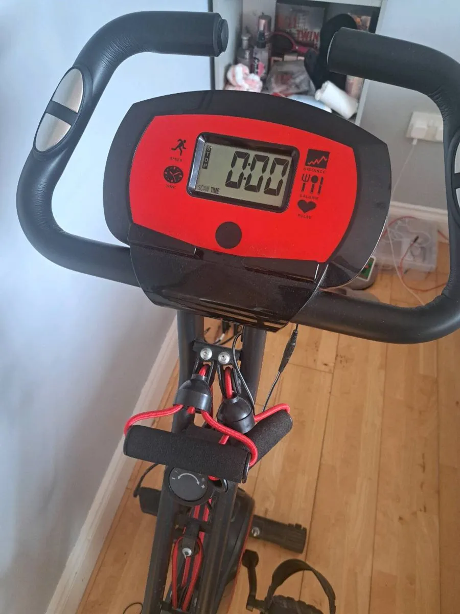 Exercises bike - Image 1