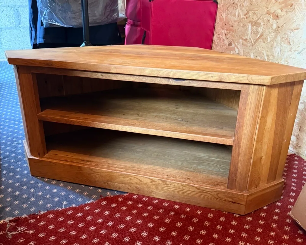 Oak corner Tv unit - Image 1