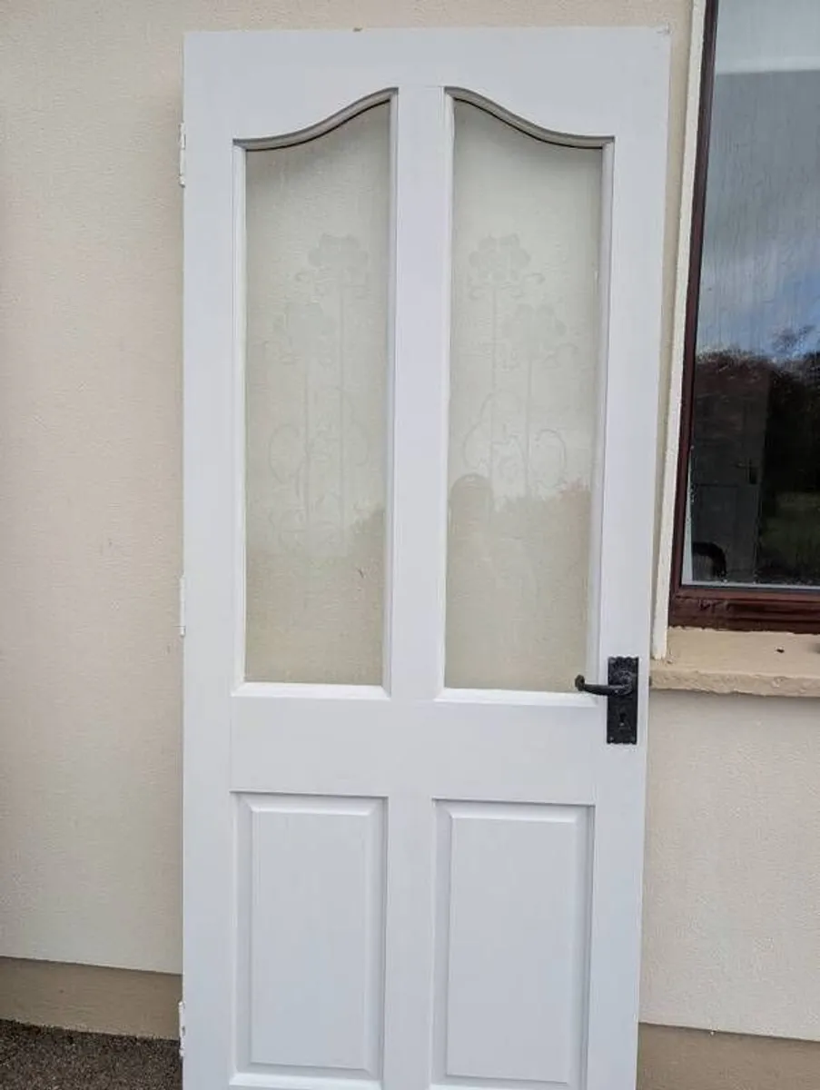 6 x Solid Wood White Doors - Image 3