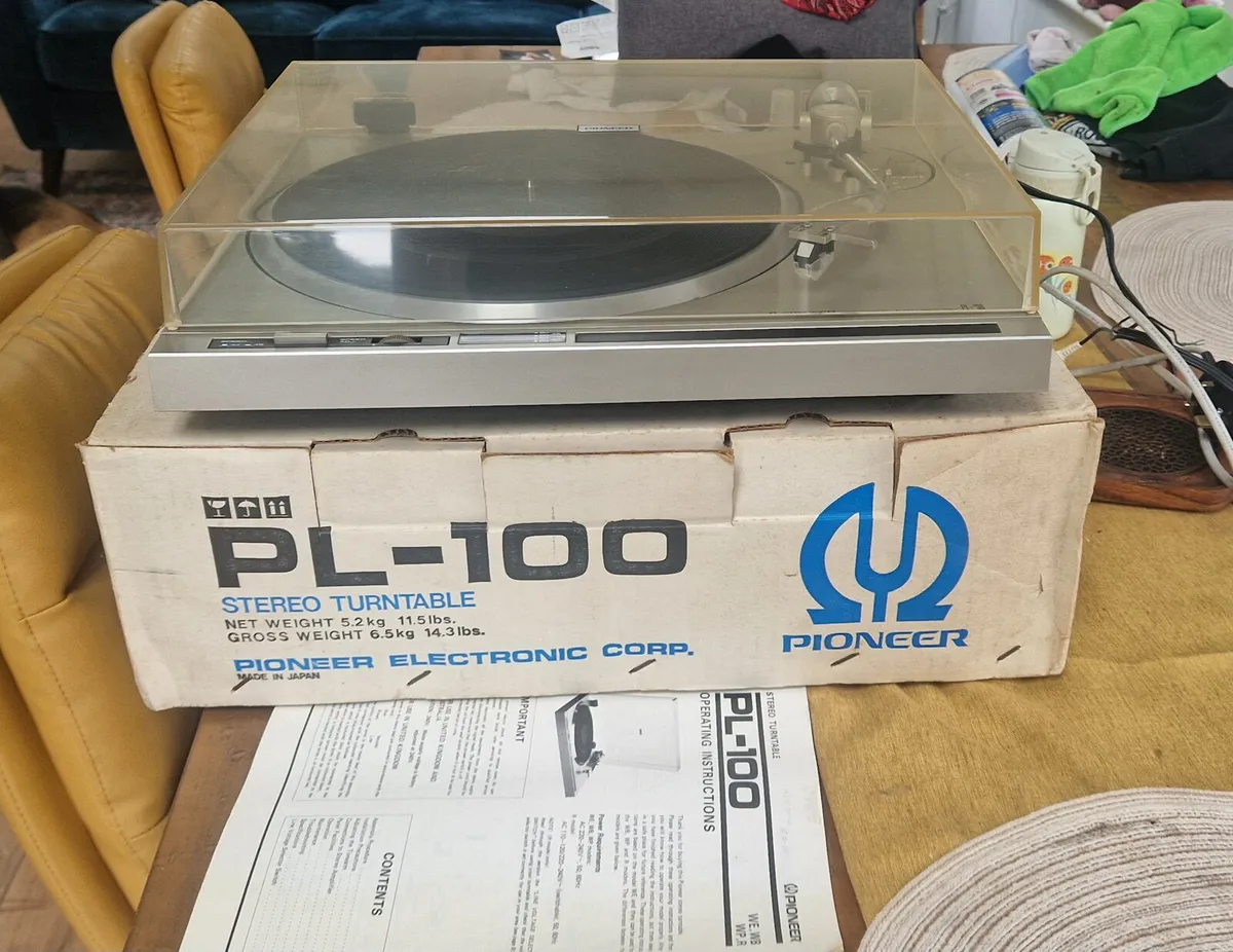 Pioneer PL-100 Turntable - Image 1