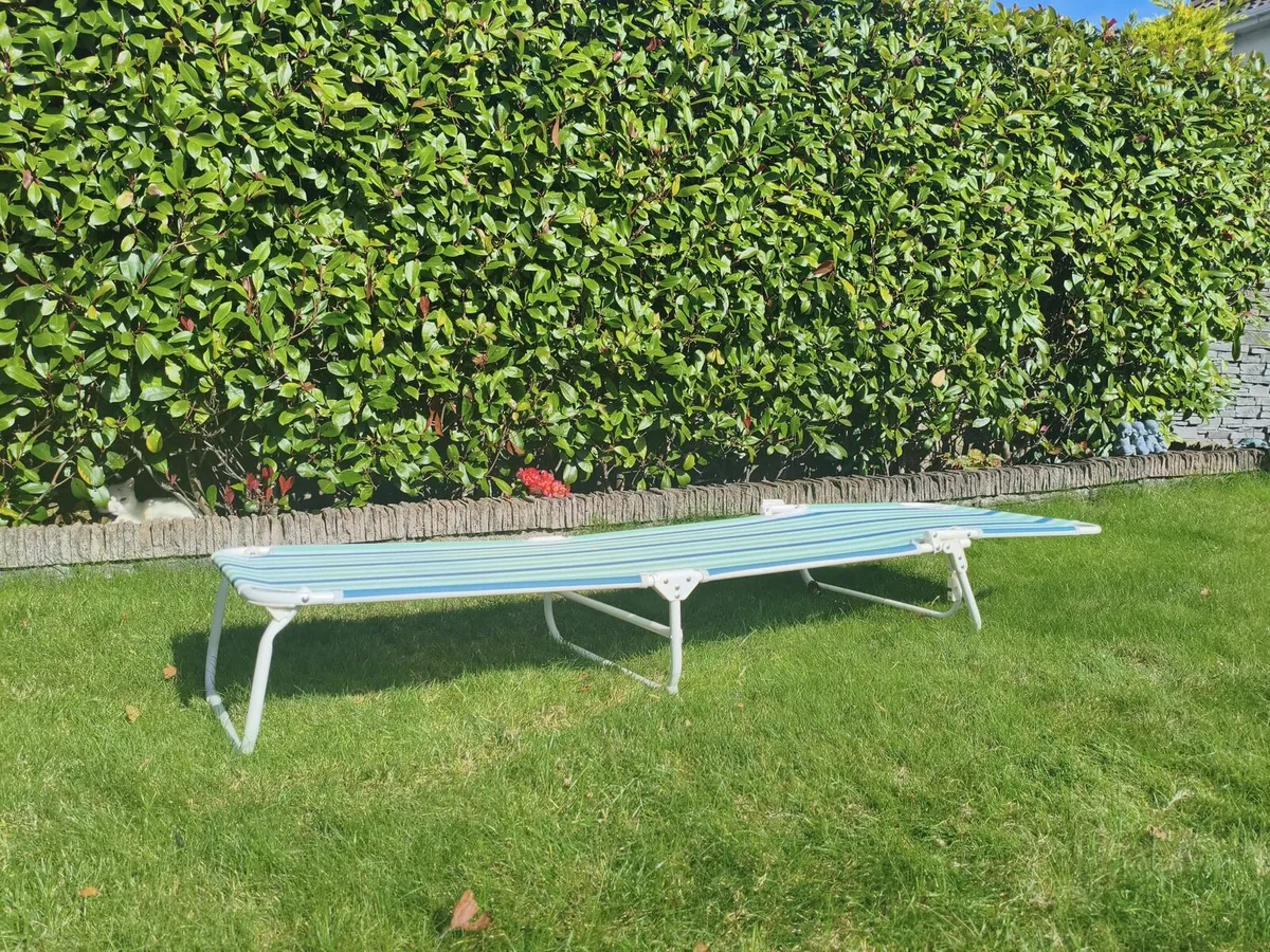 Folding Striped Sun Lounger - Image 2
