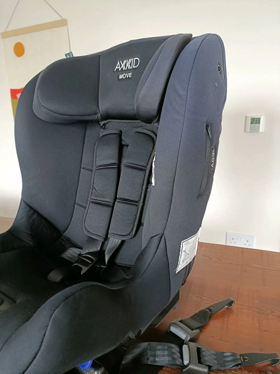 Axkid Move ERF Car Seat - Image 2
