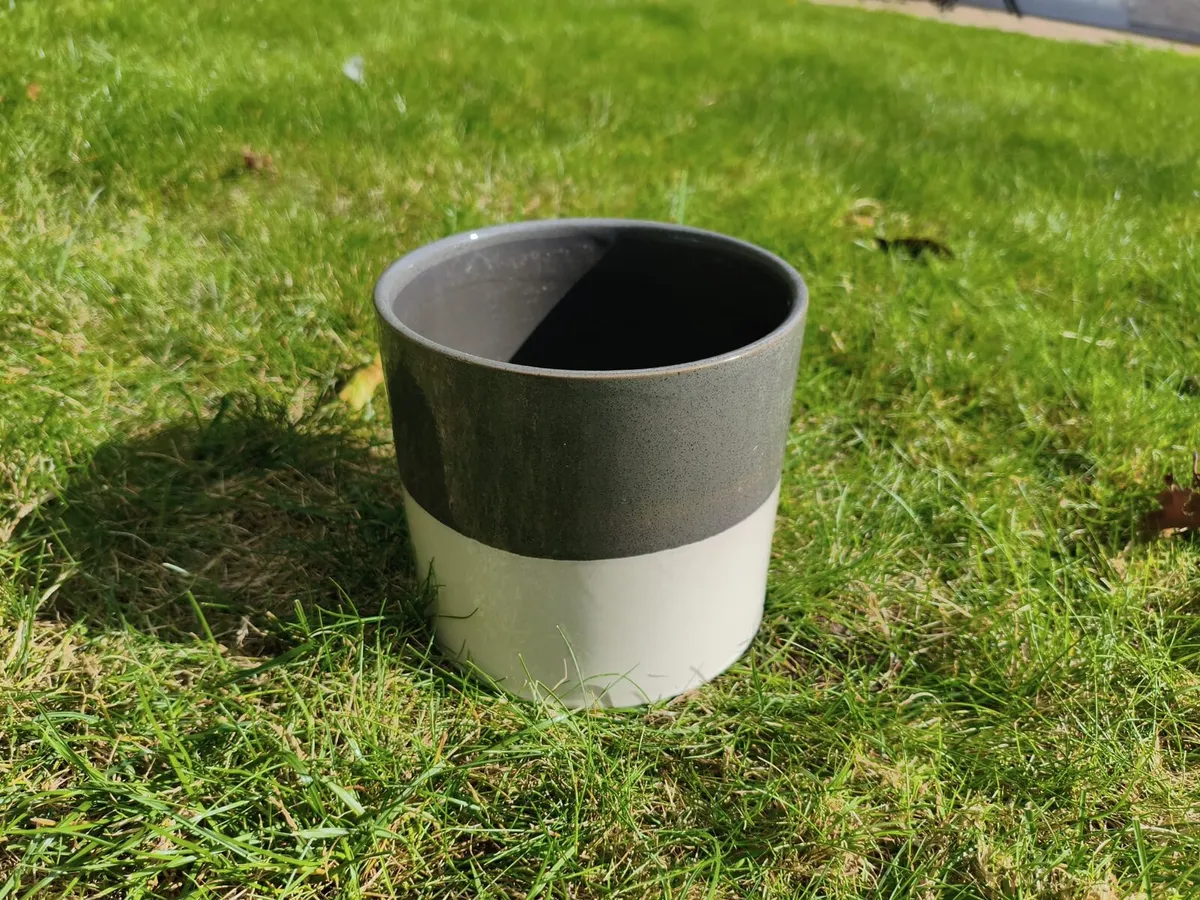 Pots - Image 3