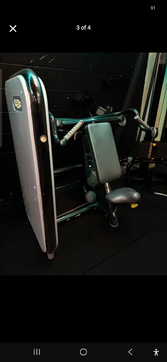 Technogym Commercial Shoulder Press Machine - Image 4