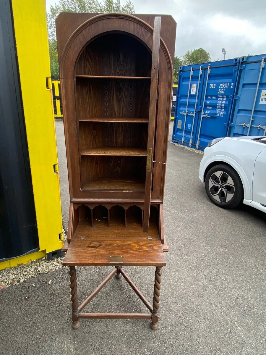 Oak corner display cabinet - Image 2