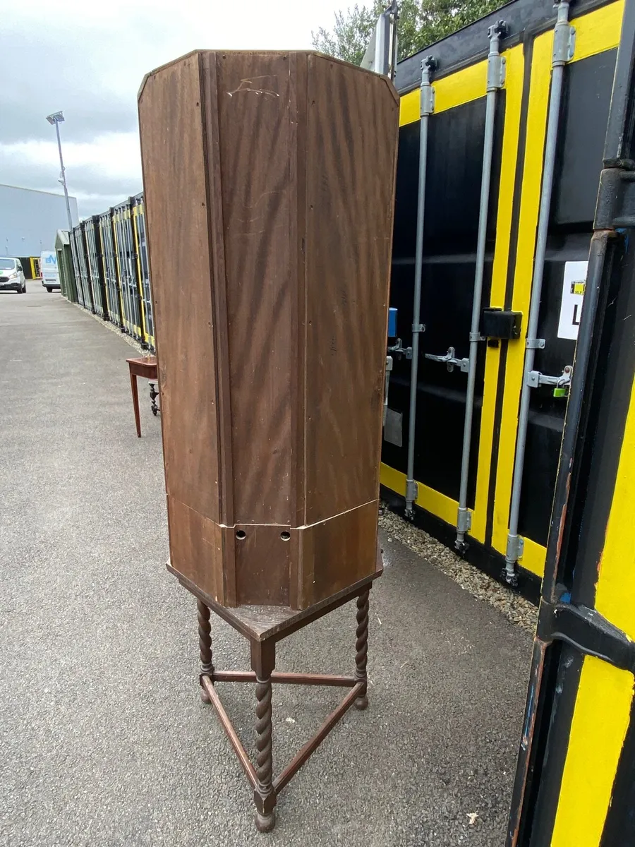 Oak corner display cabinet - Image 3