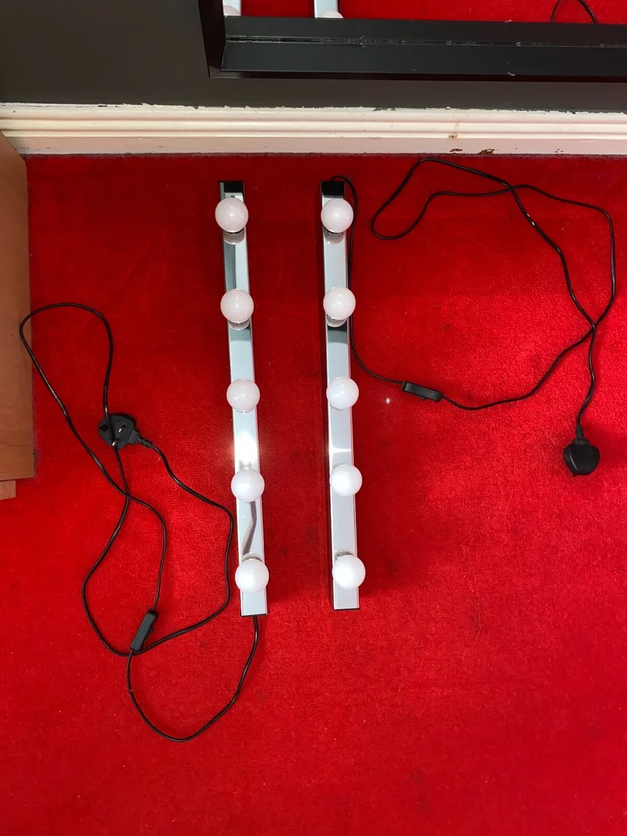 Vanity lights - Image 2