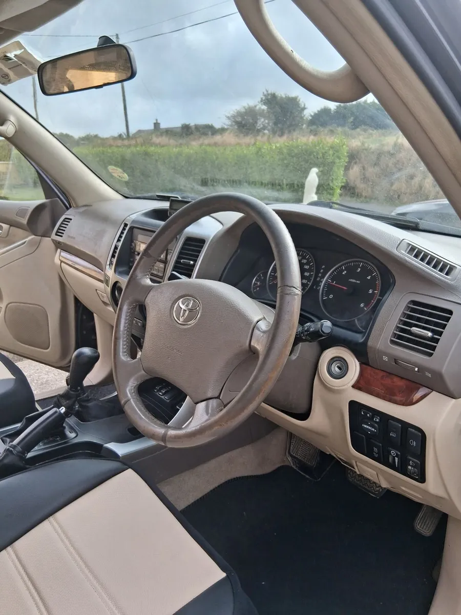 Toyota Land Cruiser 2005 - Image 4