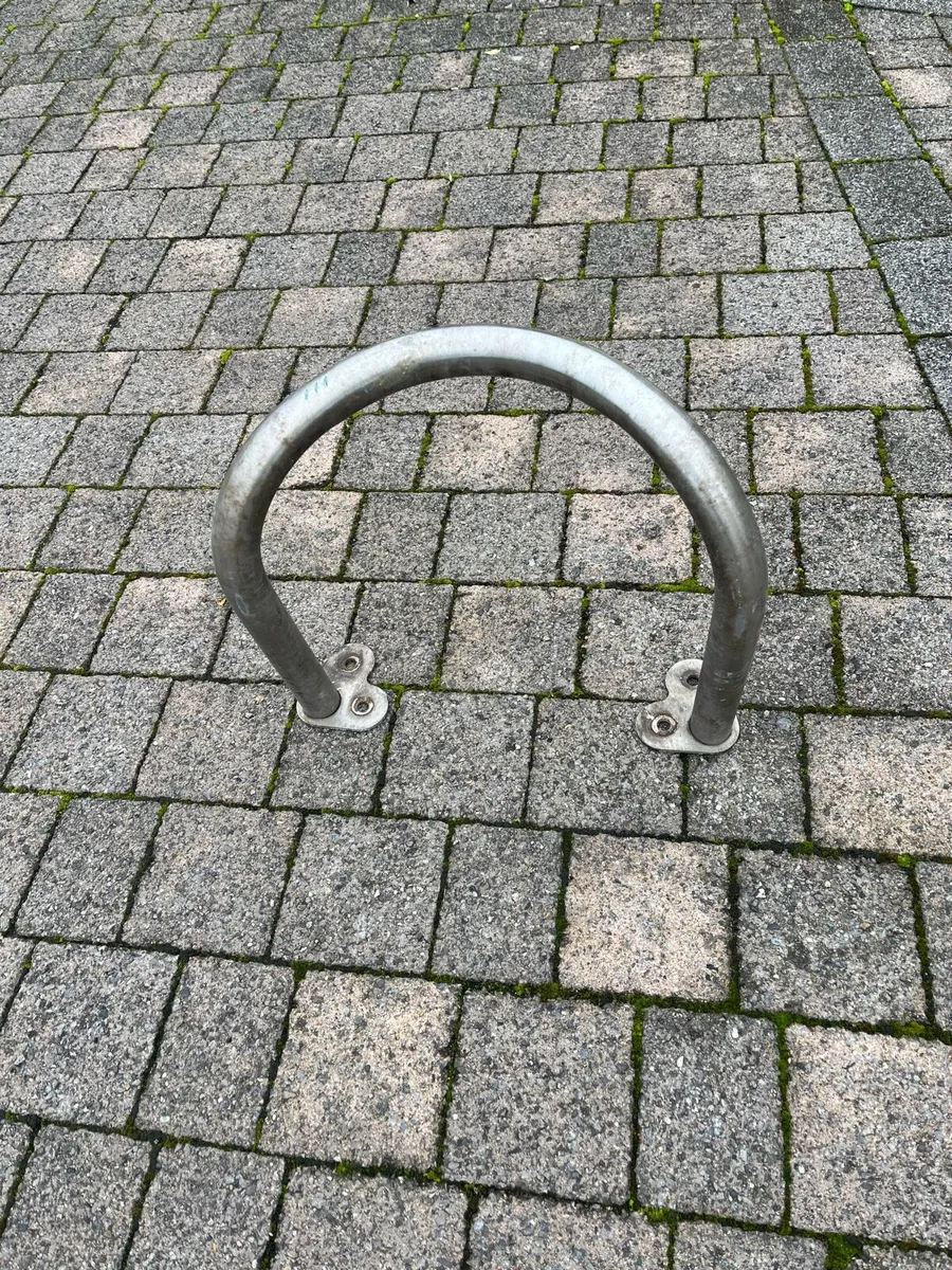 Stainless steel bollard - Image 2