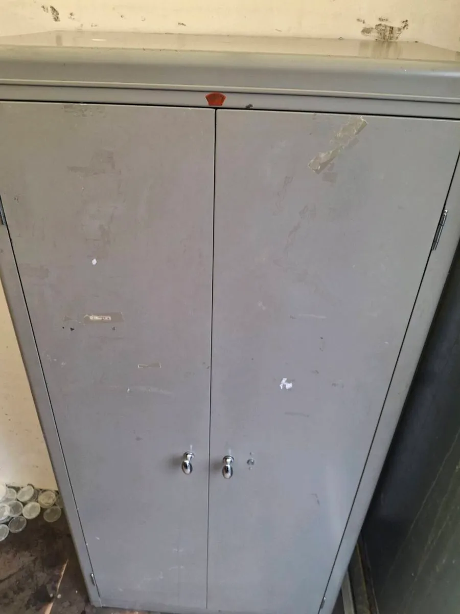 Howden steel cabnet - Image 2