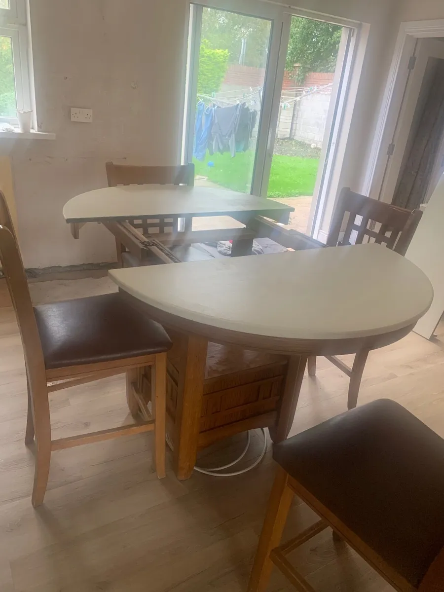 Round extendable kitchen table - Image 4