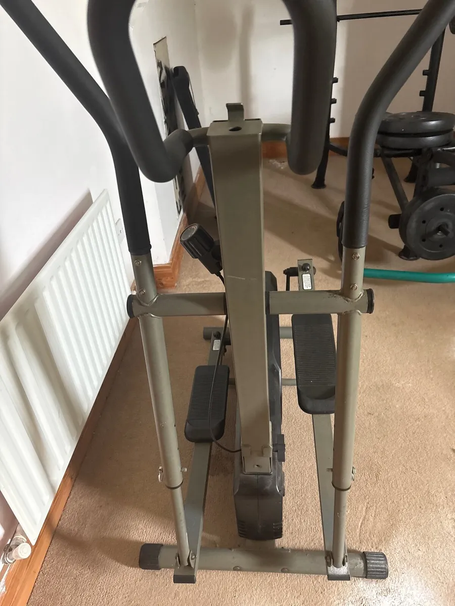 Cross trainer - Image 2