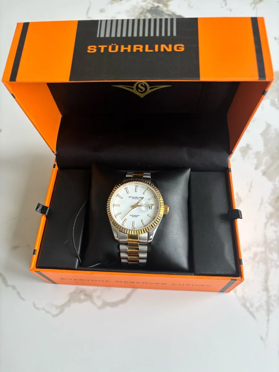 STÜHRLING Original

Lineage Classic 42mm Quartz Wa - Image 1