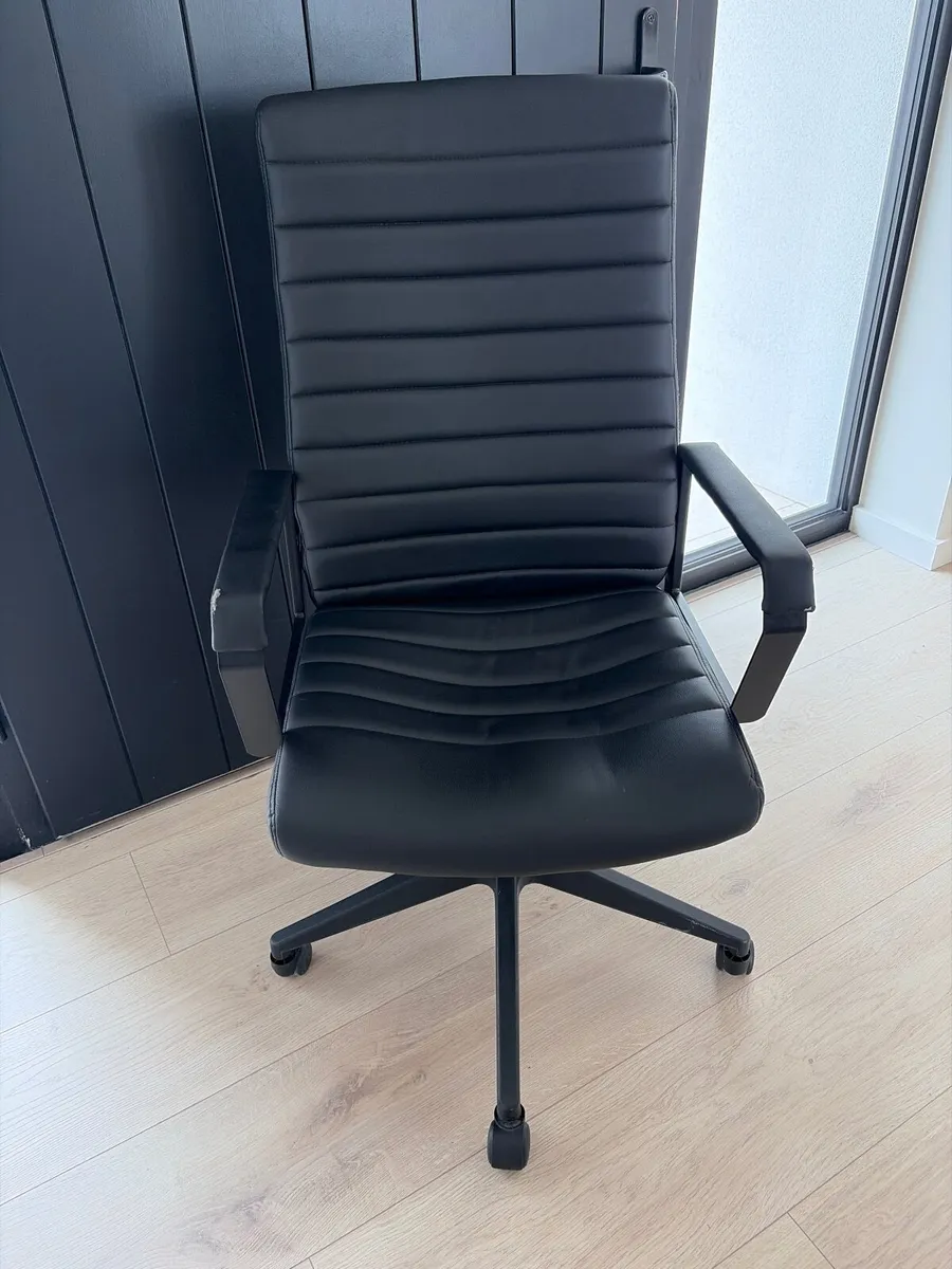 Office Swivel Chair