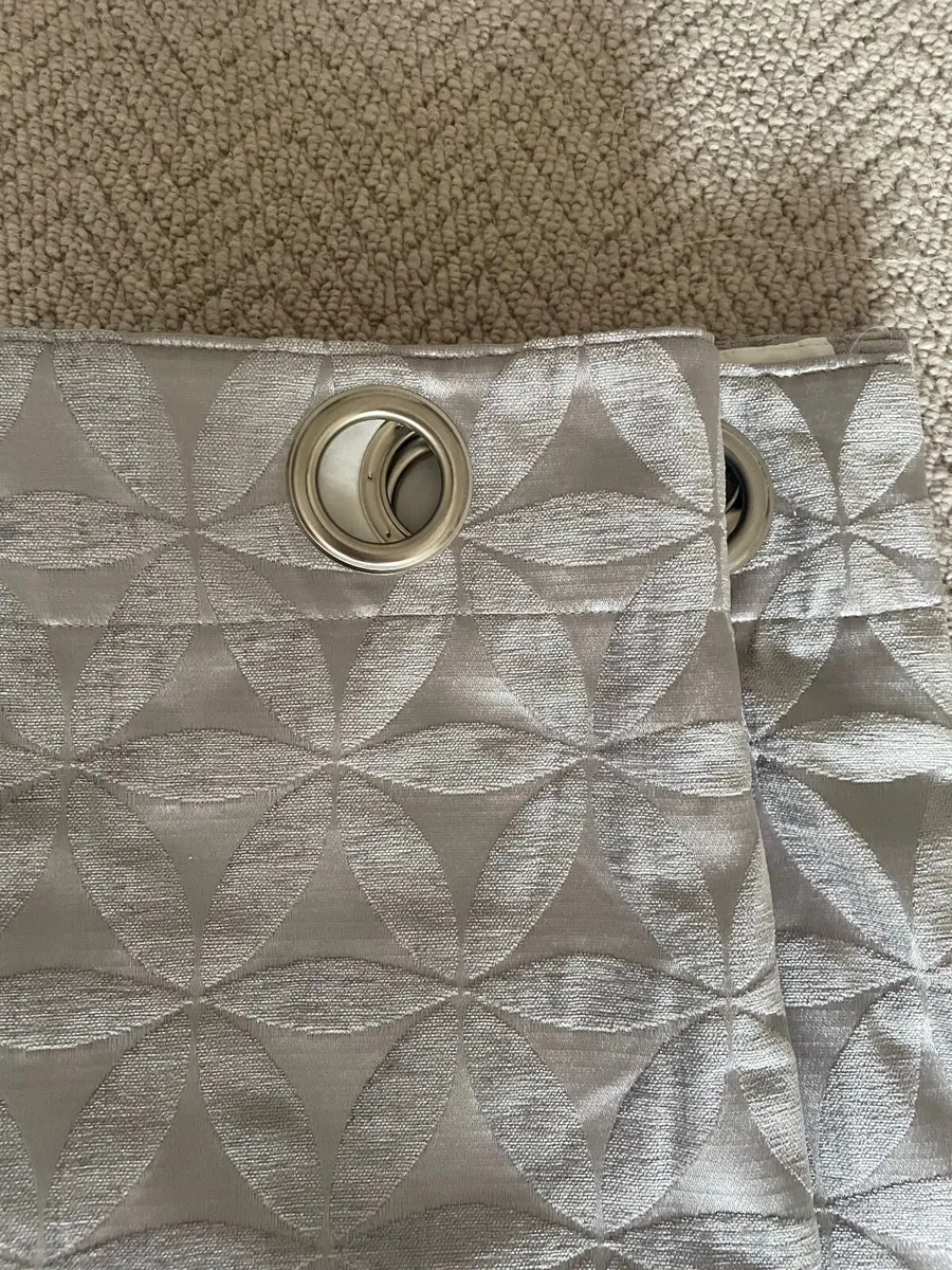Bedroom curtains - Image 4