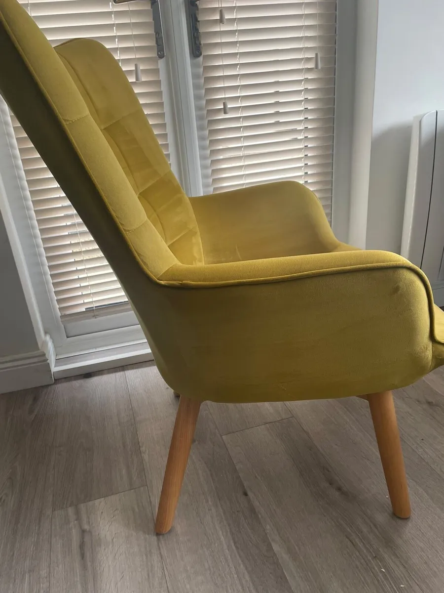 Chair - Image 4