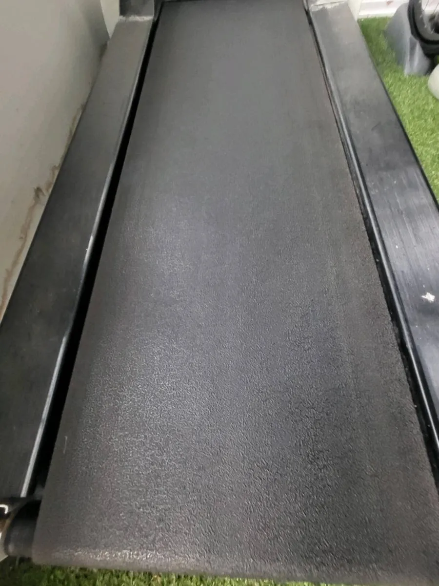 Treadmill - Image 4