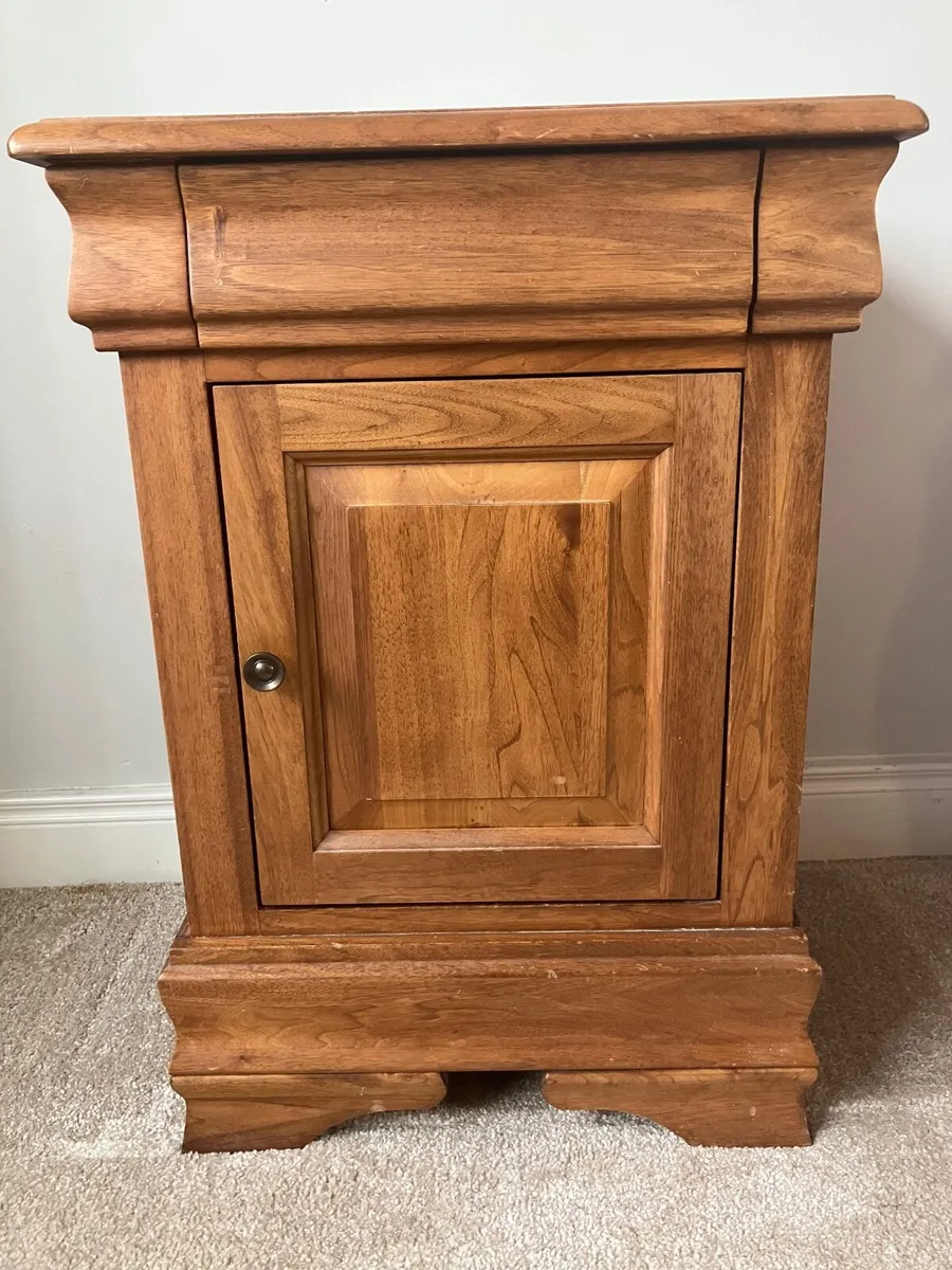 Bedside table - Image 2