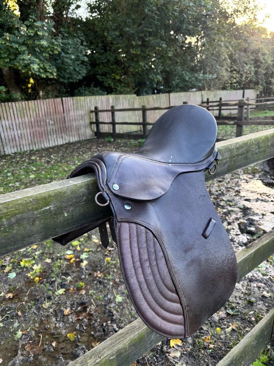 15” brown saddle - Image 4