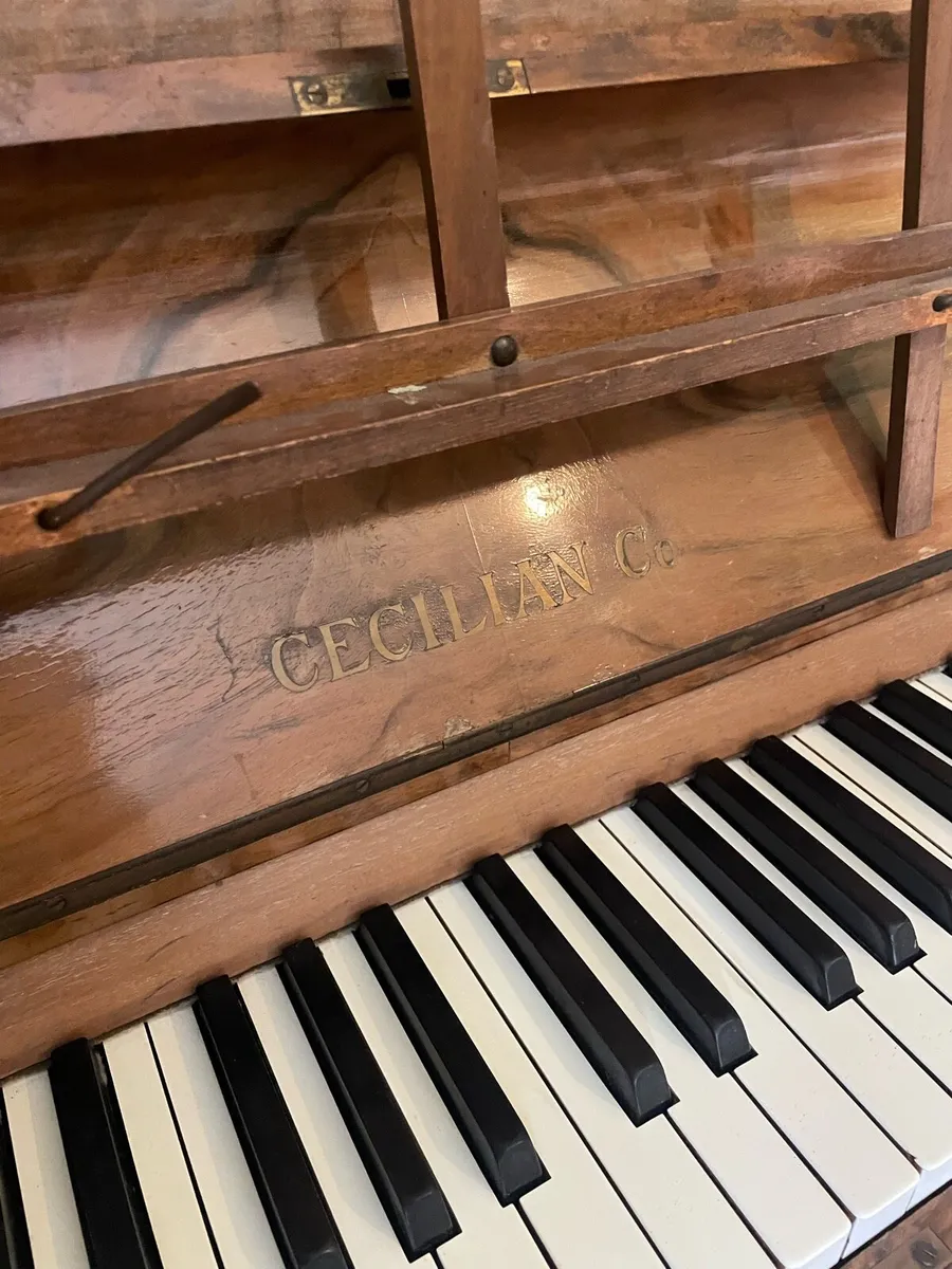 Piano - Image 2