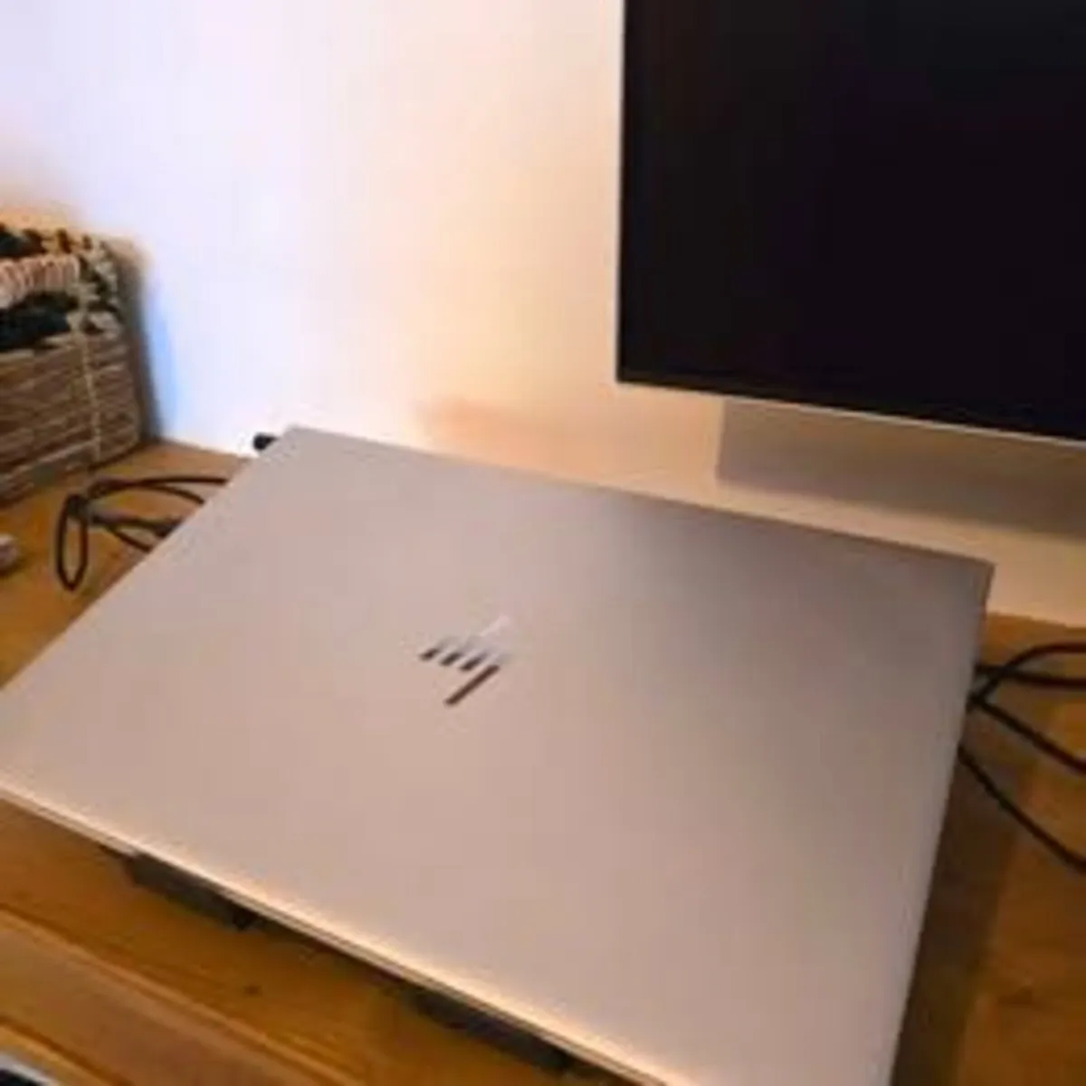 HP ENVY LAPTOP - Image 2