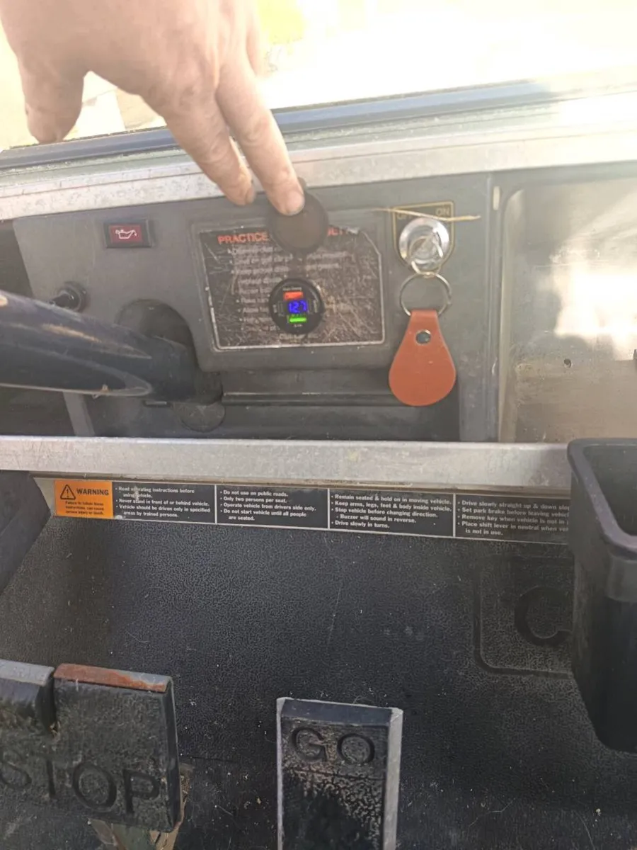 Golf buggy petrol - Image 4