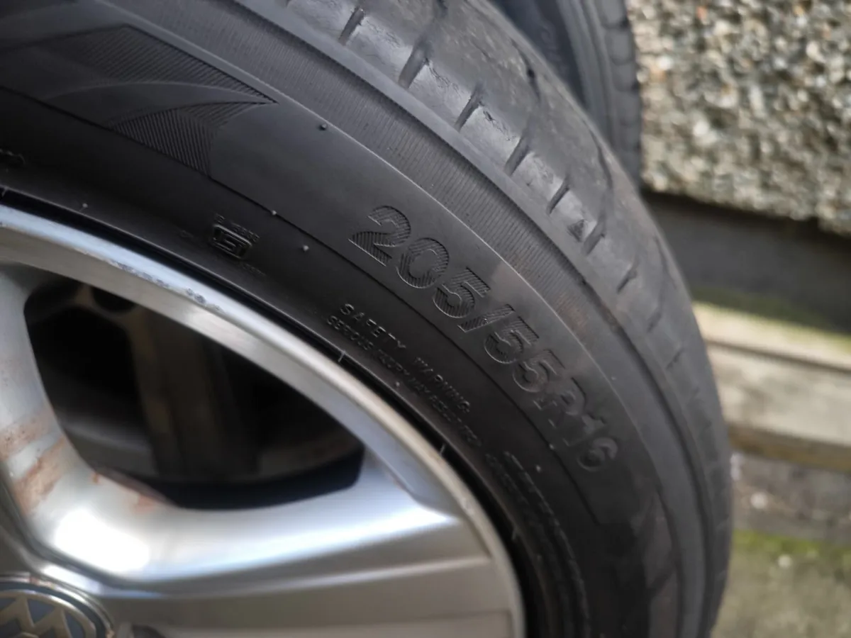 VW GOLF WHEELS  ALLOYS 245/55/16 GOOD TYRES!! - Image 4