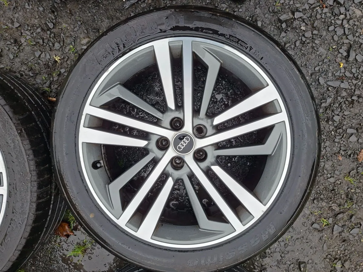 20" Genuine Audi Q5 S Line Alloys with tyres - Image 4