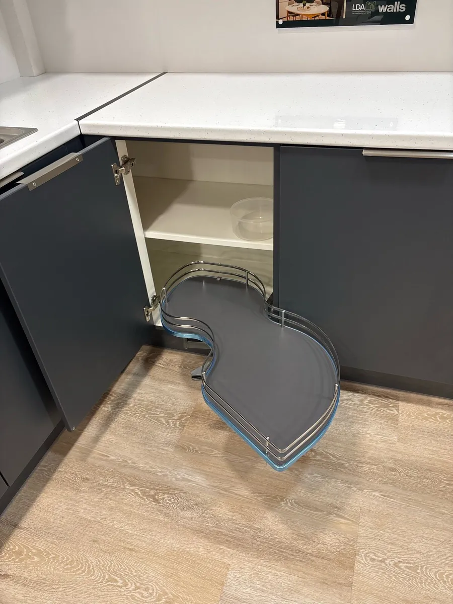 Kitchen ; Ex Display Sale - Image 4