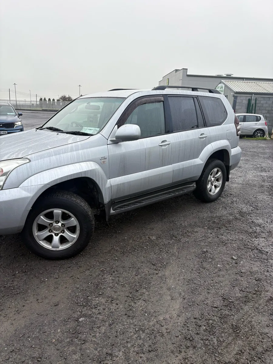 06 Toyota landcruiser crewcab - Image 2