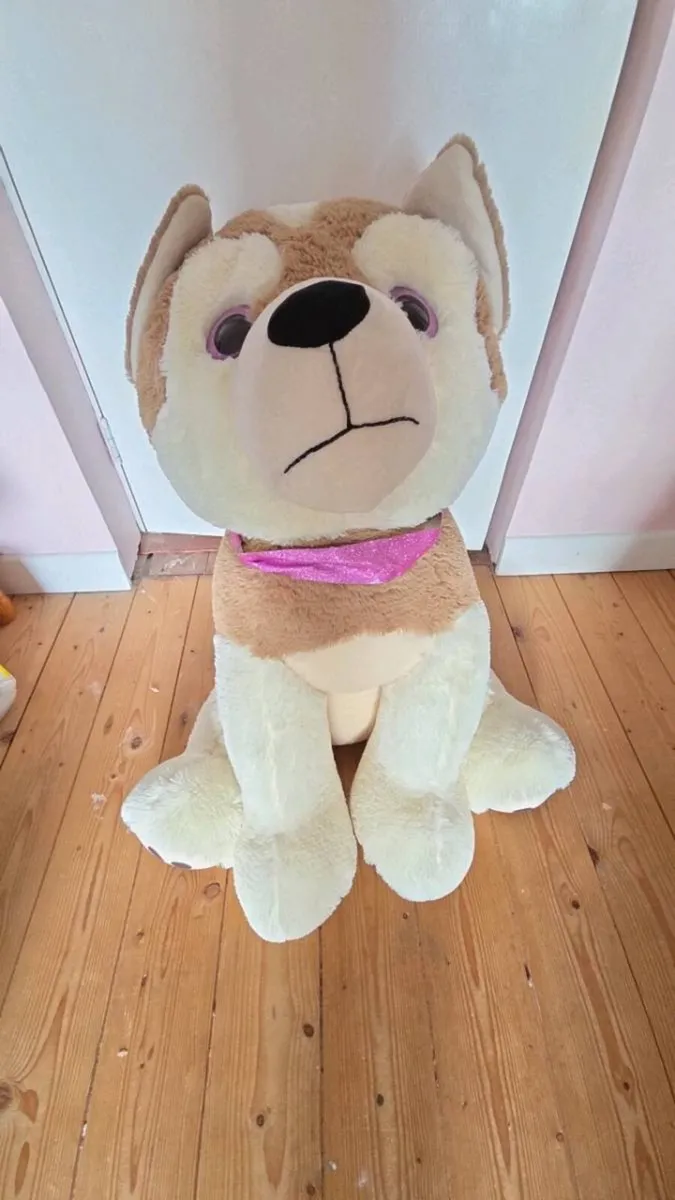 Big teddy bear - Image 1