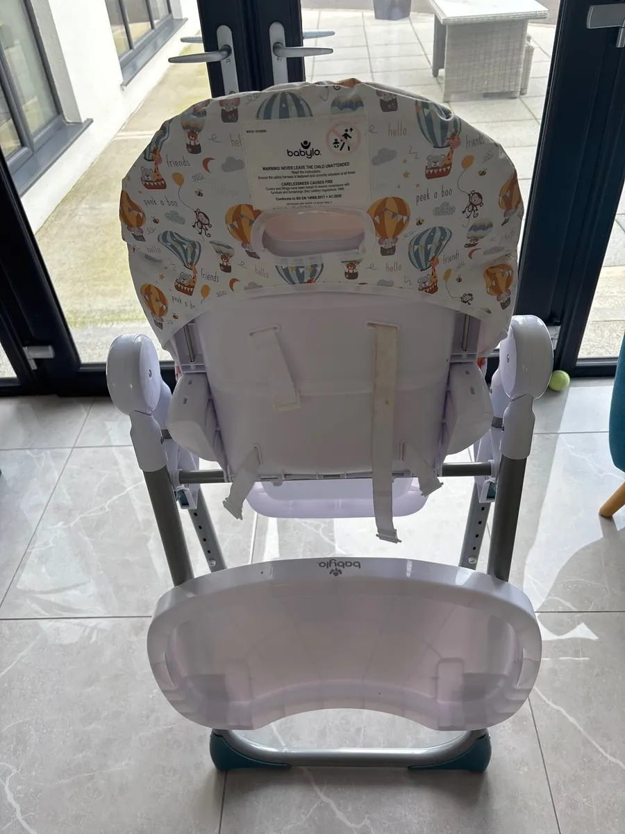 Baby high chair - Image 1