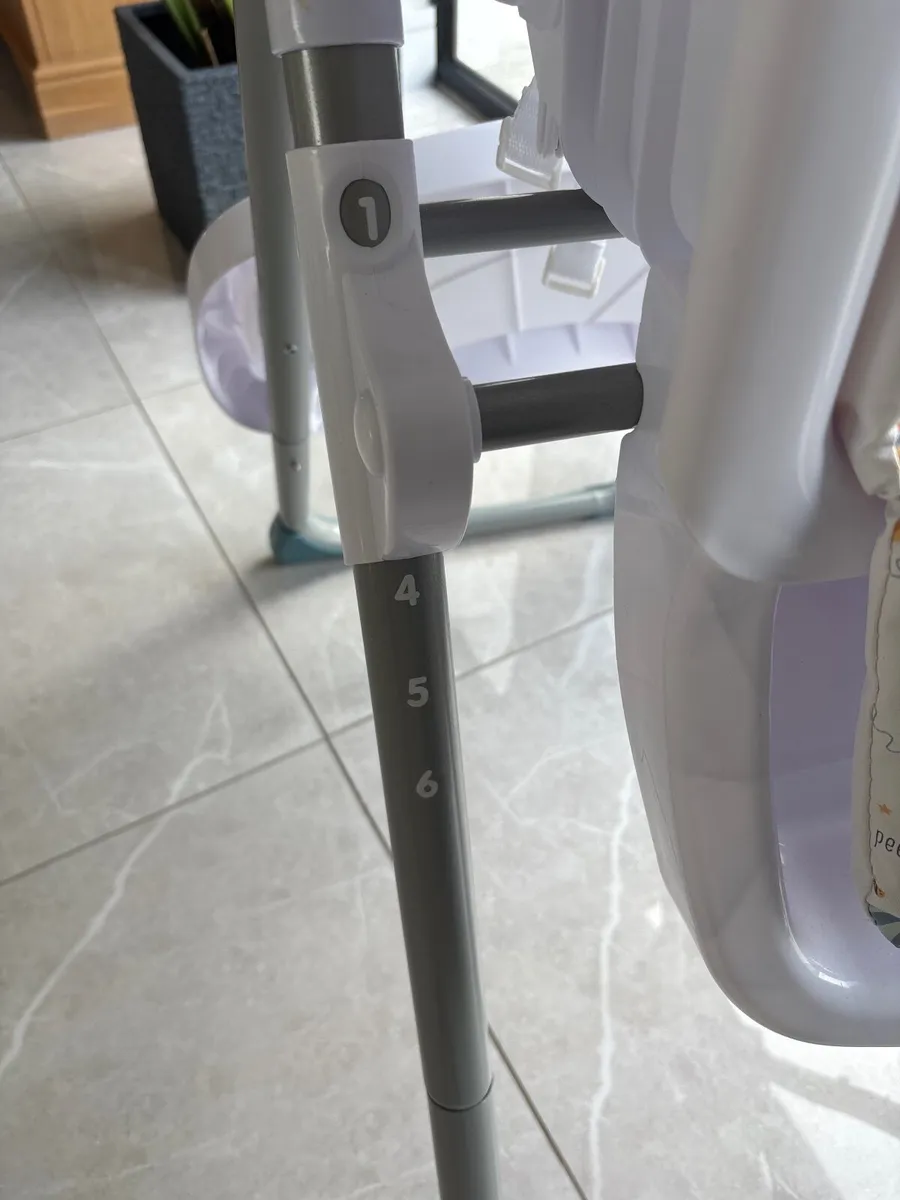 Baby high chair - Image 3