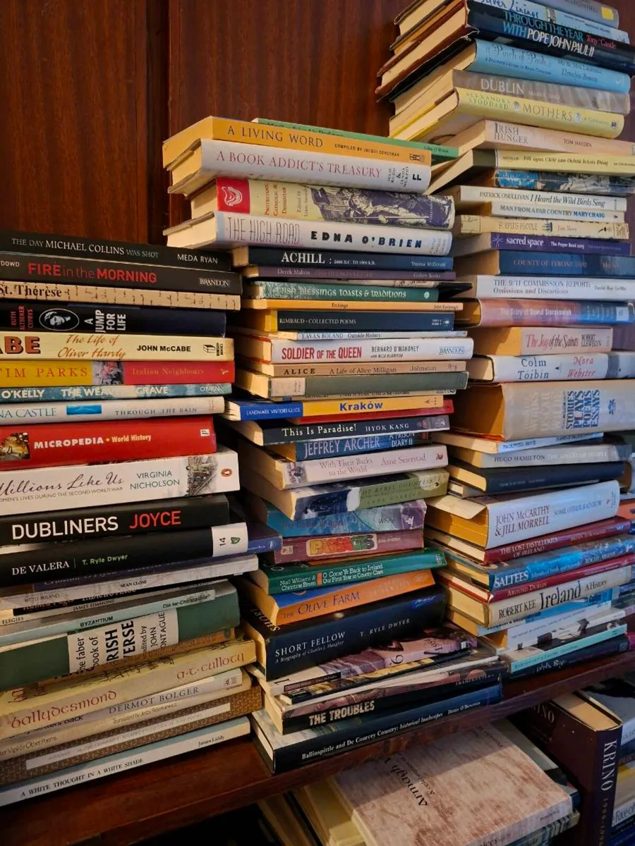 Large Private Collection of Books - Image 4