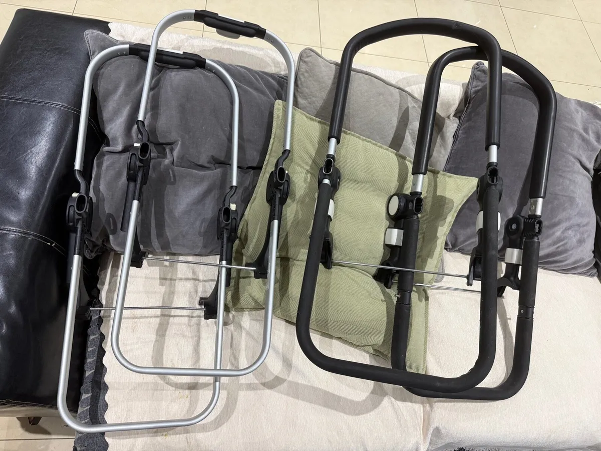 Bugaboo donkey and cameleon seat frames in swords - Image 1