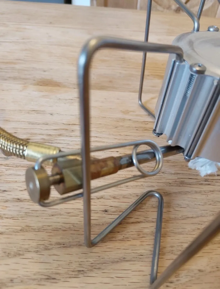 MSR Dragonfly Multi fuel camping stove - Image 4