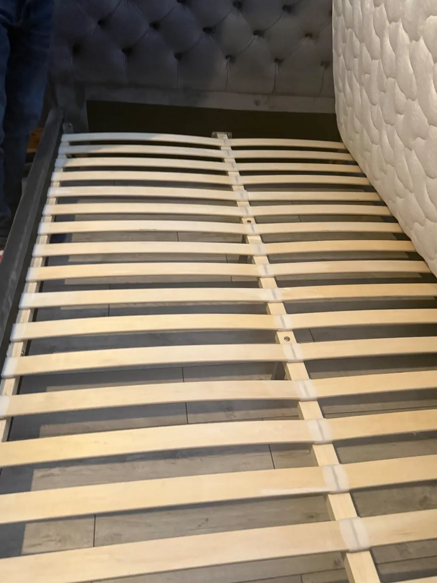 Double bed frame 6ft - Image 2