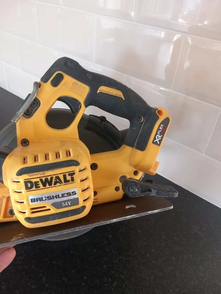 dewalt skill saw 54v - Image 3