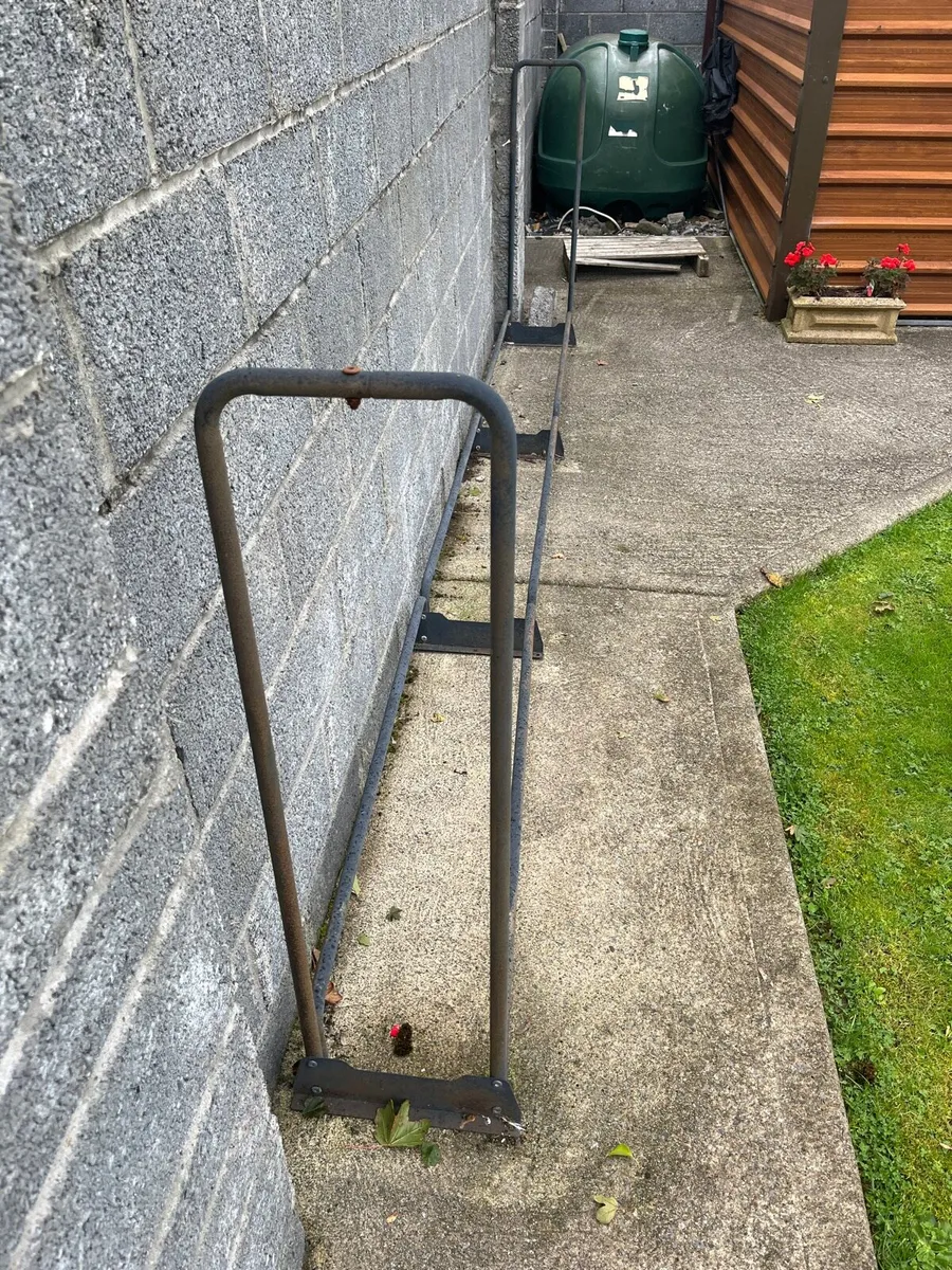 Fire wood holder - Image 1