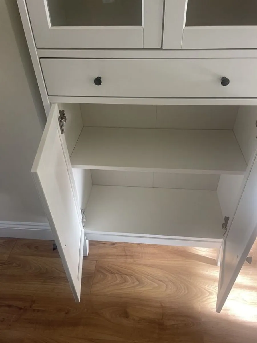 dresser - Image 2