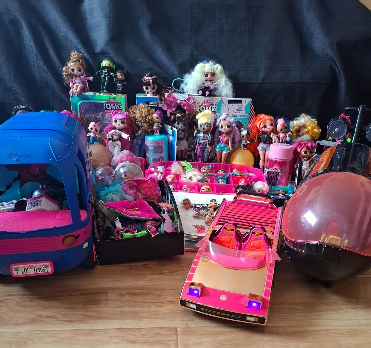 LOL Bundle, Glamper, Airplane, Car, Dolls, Xmas - Image 4