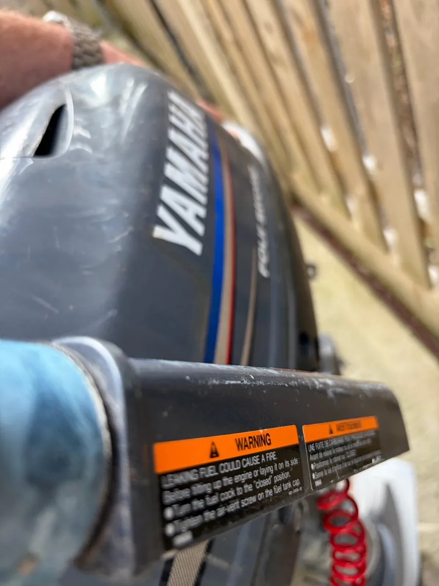 yamaha 4 hp four stroke short shaft outboard - Image 3