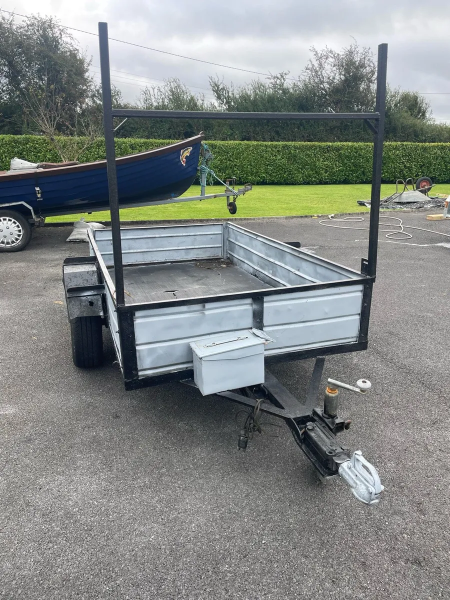 Trailer - Image 1
