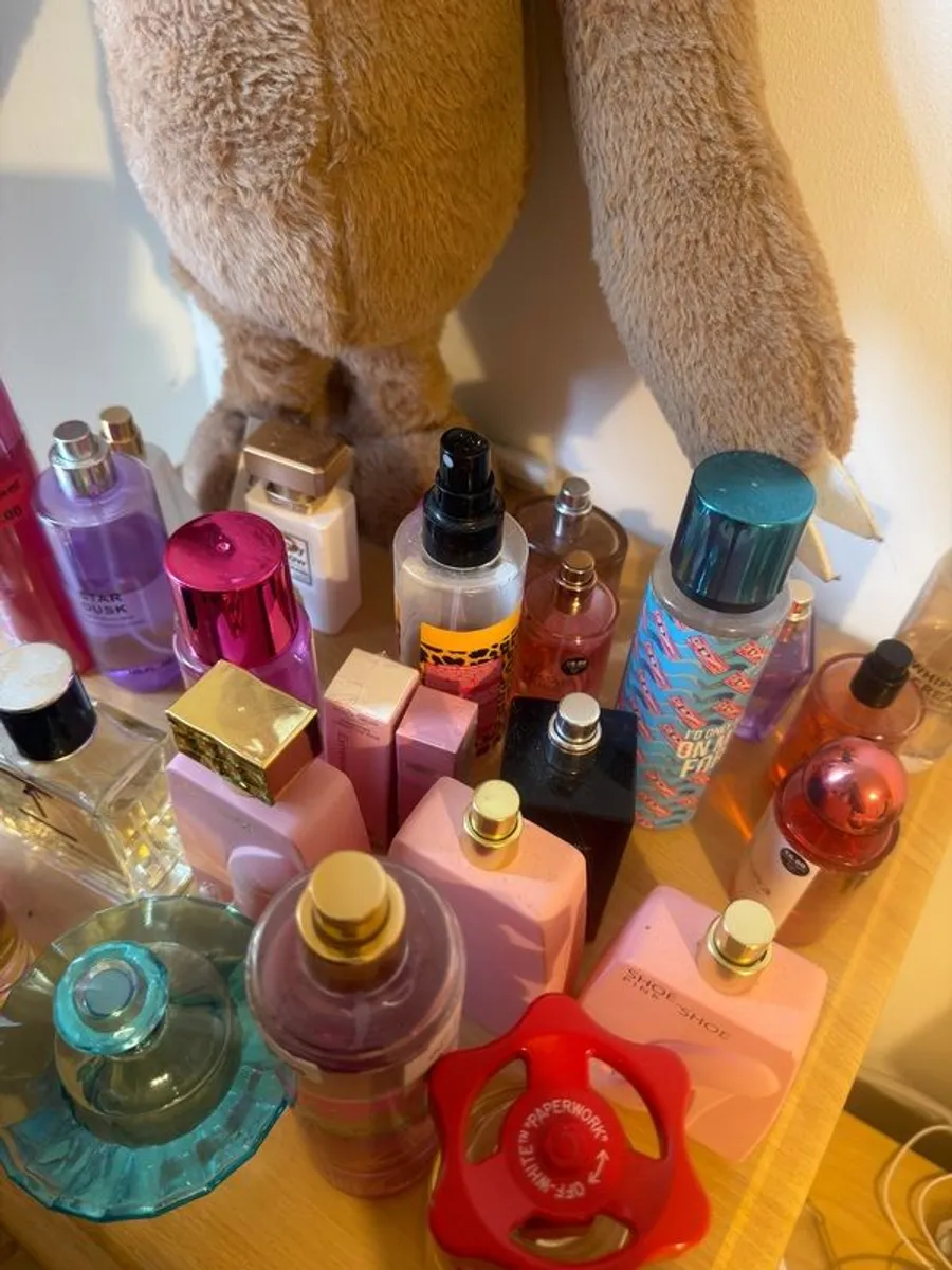 Large Perfume Collection - Image 4