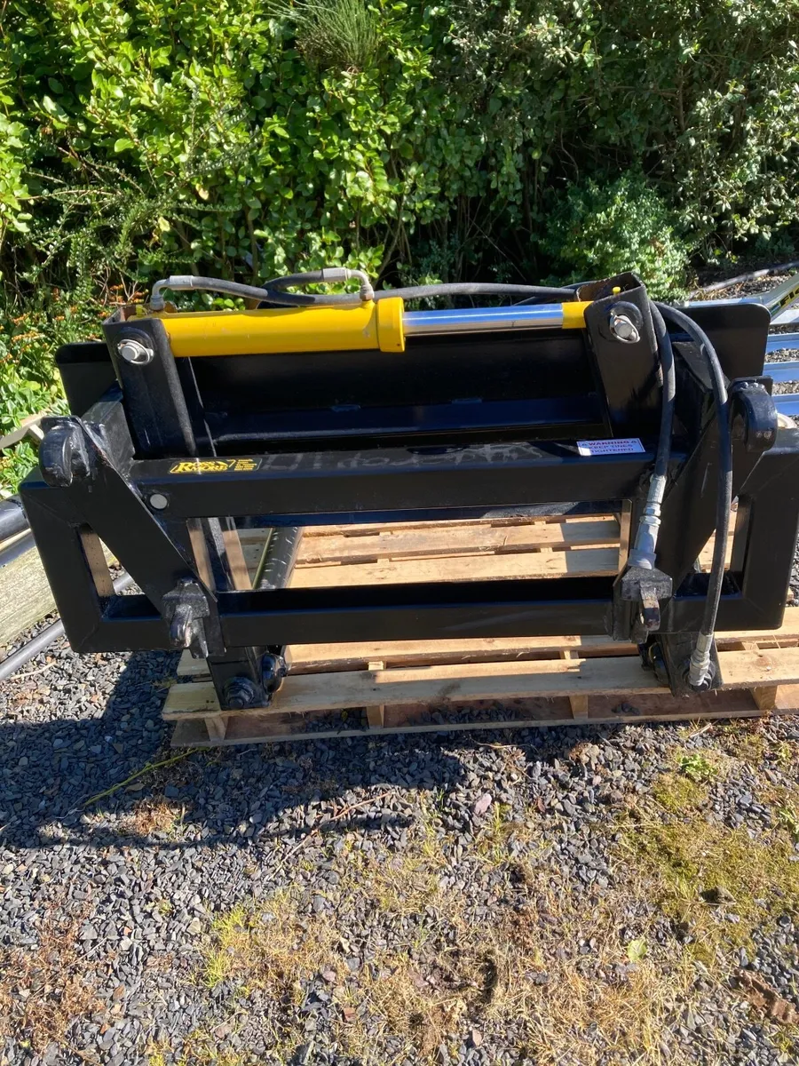 Bale handler - Image 1