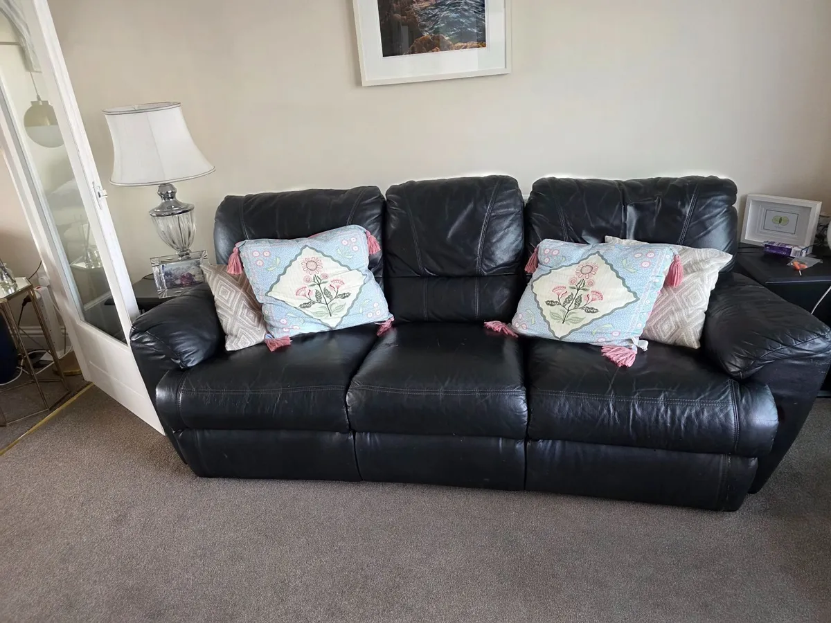 Free Recliner Couch - Image 3