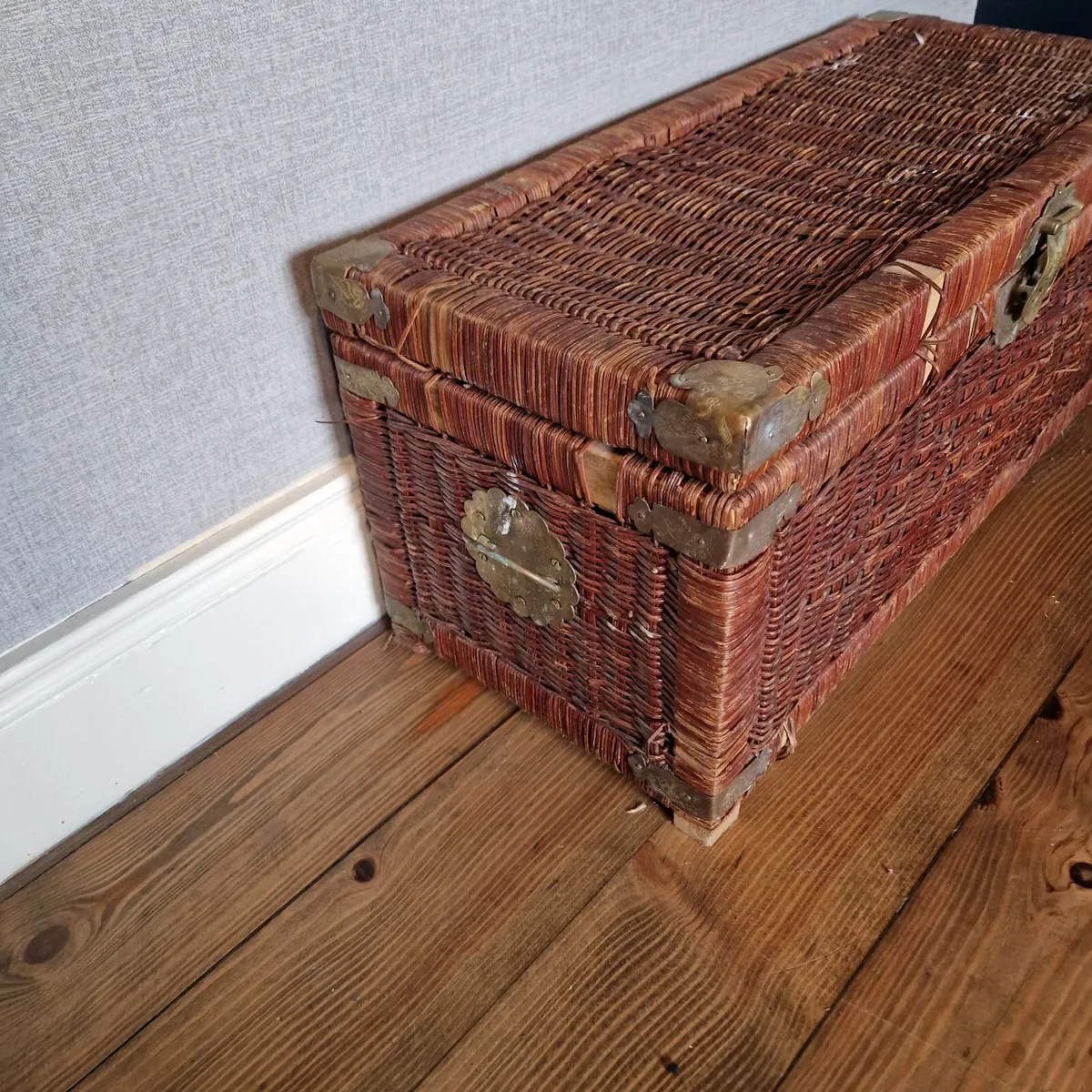 Wicker Storage chest - Image 3